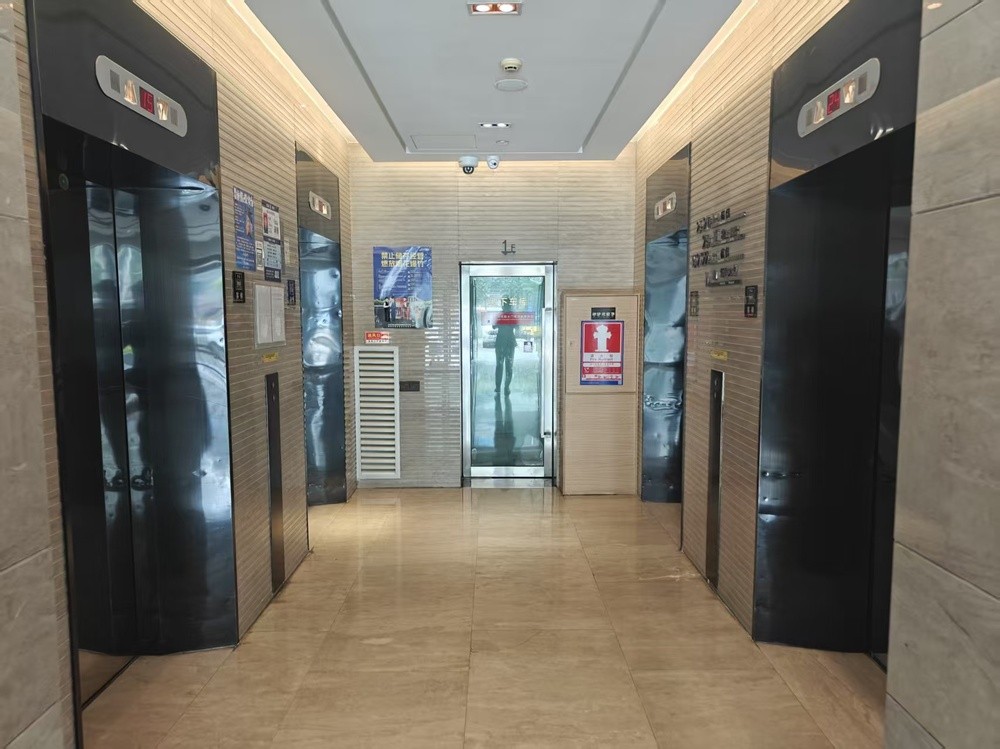 电梯厅1